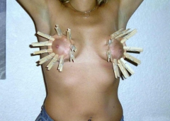 Rud's Titties Alert - N