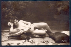 Antique pin babes 3 - N