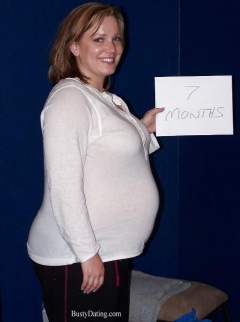 Lauren - 29yr old, 38ddd pregnant - N