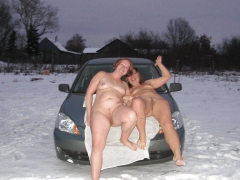 Snowy Women 7 - N