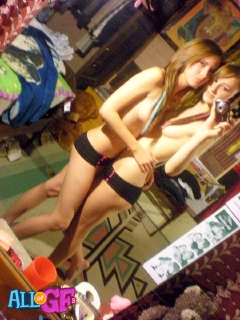 Girlfriends lesbo nude tits - N