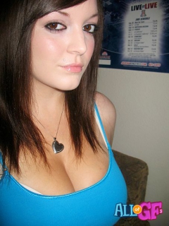 Busty girlfriend slut shakes - N