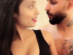 hot-gf-dinky-hote-first-taim-lips-kissing-hot-gf-hard-sex-pa