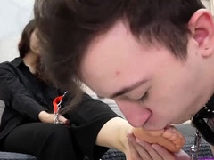 servants-for-girls-allison-bitch-boy-gets-trained-by-his