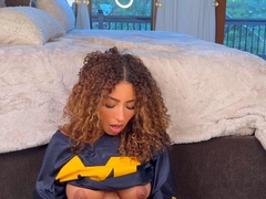 Mia Sorety Masturbates And Squirts In Michigan Jersey