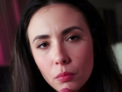 Watch Casey Calvert answer hubby's phone calls while she's