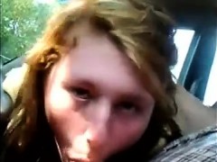 Teen Sucks Off Sugardaddy In His Car