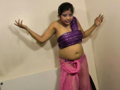 gujarati-hot-babe-rupali-dirty-talking-and-stripping-show