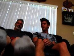 DILF Richard Lennox and hunk Jeff Drizzle show off feet