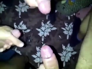 Guys have some cock sucking fun then cum on each other