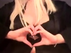 Close up MiLF getting it in the ass