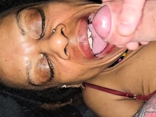 Crackwhore shows how to stretch the pussy properly