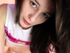 Amateur Webcam Teen Flashes Masturbates