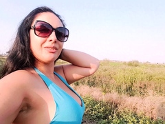 Amateur Outdoor Brunette Masturbates