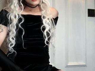 Amateur Solo Shemale Masturbation