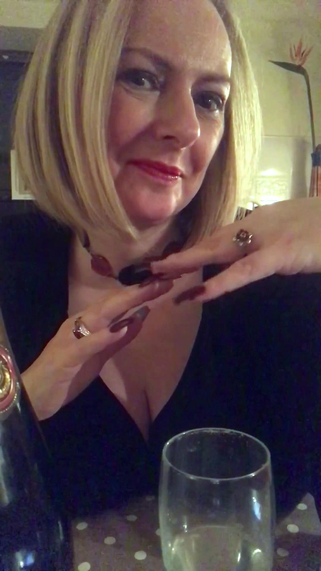 amateur his tall blonde fetish masturbating on live webcam