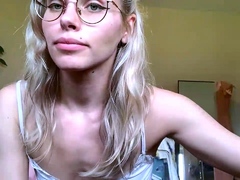 Blonde Teen Solo Masturbating On Webcam