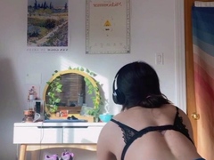 Amateur big ass brunette teen with