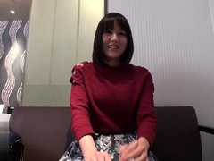 amateur-wild-chick-solo-masturbation