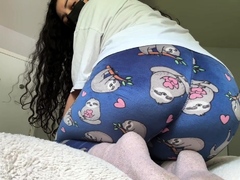 solo-amateur-webcam-teen-masturbation