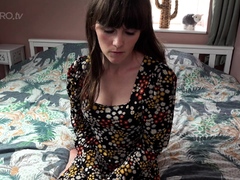 amateur-webcam-teen-flashes-masturbates